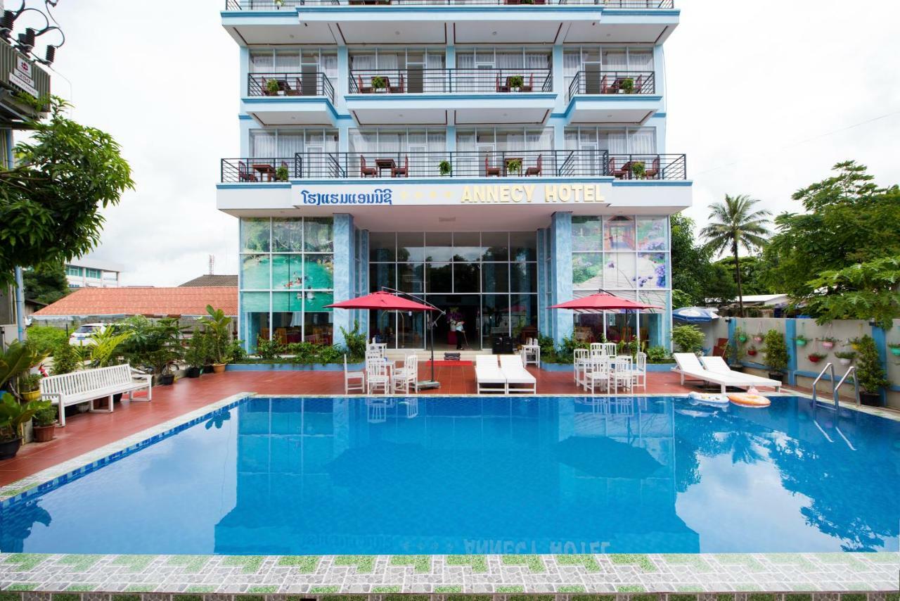 Annecy Hotel Vang Vieng Εξωτερικό φωτογραφία