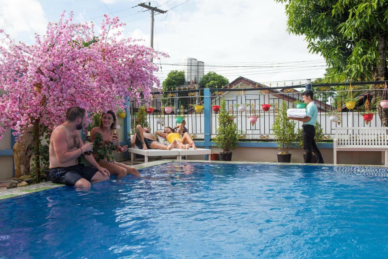 Annecy Hotel Vang Vieng Εξωτερικό φωτογραφία